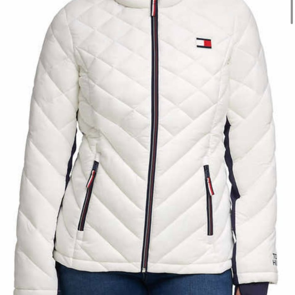 Tommy Hilfiger Ladies' Packable Jacket Pocket Bag Included